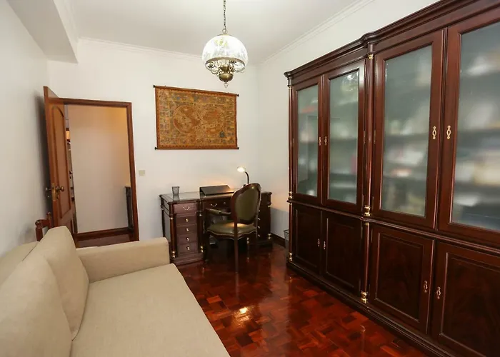 Like-home-t4-bright Benfica Apt-terrace Apartament *