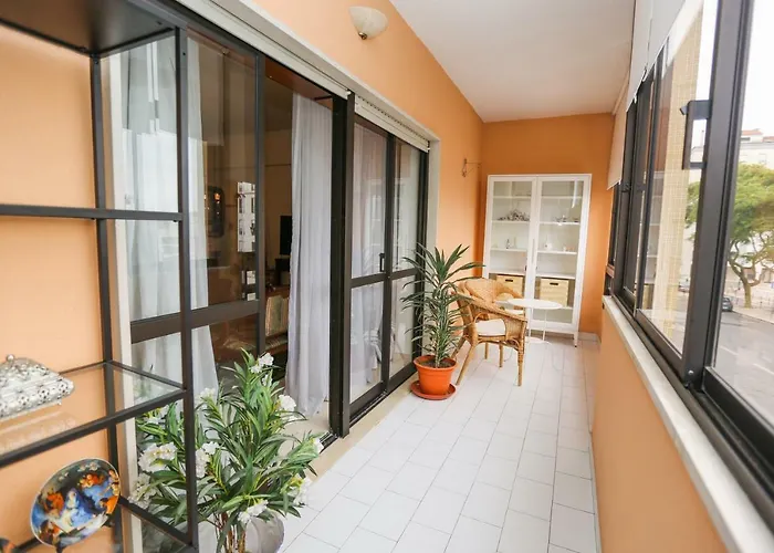 Like-home-t4-bright Benfica Apt-terrace Apartament