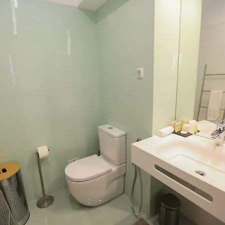 Like-home-t4-bright Benfica Apt-terrace Lissabon