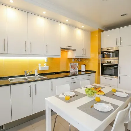 Like-home-t4-bright Benfica Apt-terrace